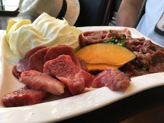 Ishigakijima Kitauchi Bokujo Yakiniku 730 Outlet