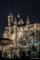 Mom Unusual Bar & Restaurant