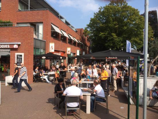 Lunch/IJssalon Ohlala