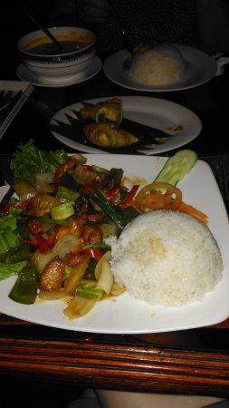 Pka Chan Restaurant & Bar