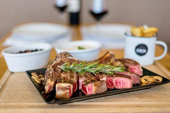 2RIOS - Steakhouse & Bar