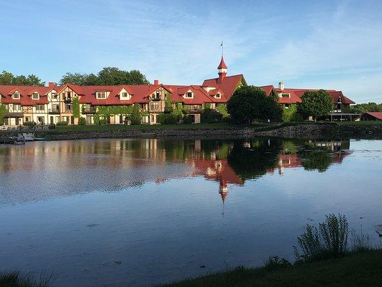 Boyne Highlands Lodge Main Dining Room