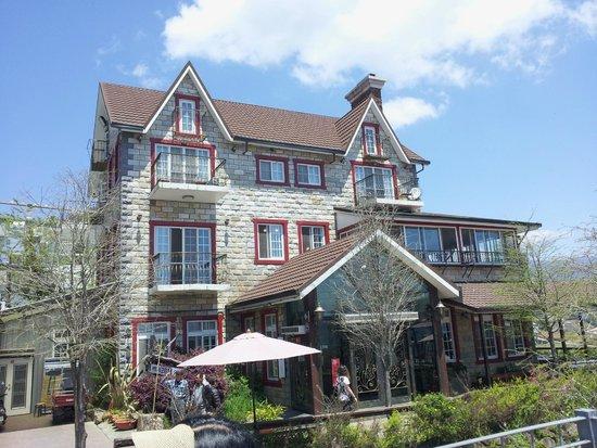 Cingjing Lumama Restaurant