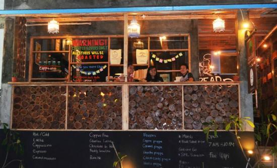 CAFE.IN.HIT Coffee Shop