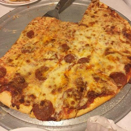 Vince's Pizza & Family Restaurant