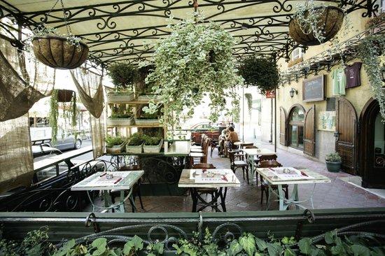 Tezga Bar Restaurant