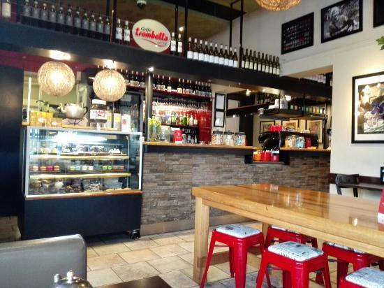 Mamma Lina's Bar Cafe