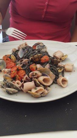 Continental Restaurant Pizzeria Wine-Bar