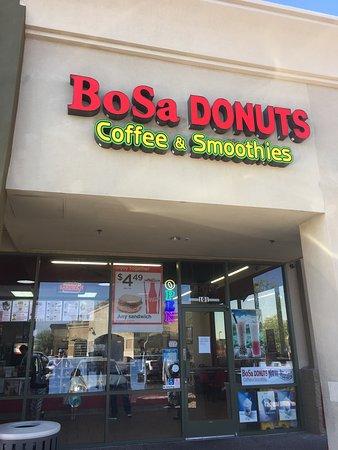Bosa Donuts