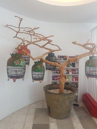 The Oyster & Caviar Bar