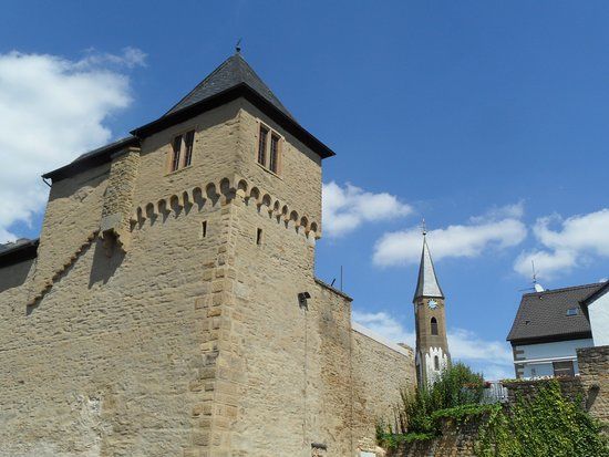 Veldenzschloss Lauterecken