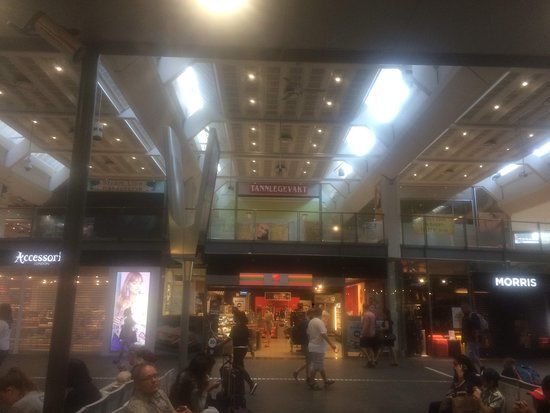 Huvudsta tunnelbanestation