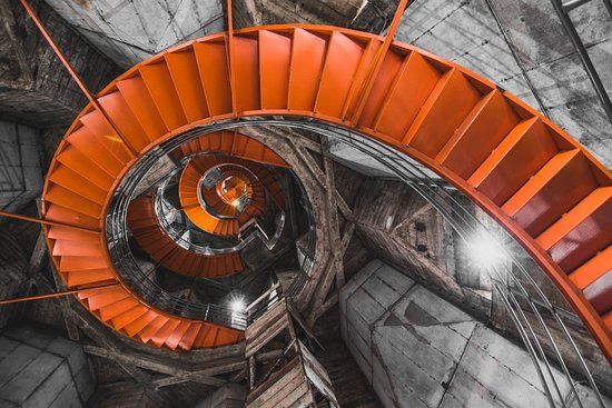 Corredor Polaco Basilica De Manilzales