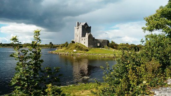 Dunguaire Castle