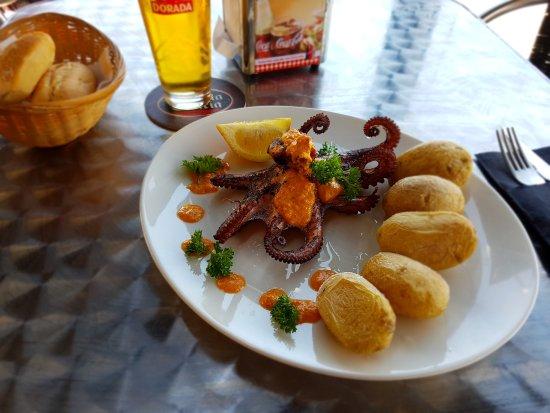 Atmosfera Bar Restaurante Pizzeria