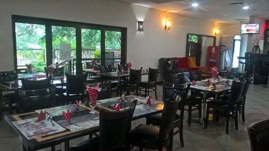 Flavours Pub and Grill Livingstone