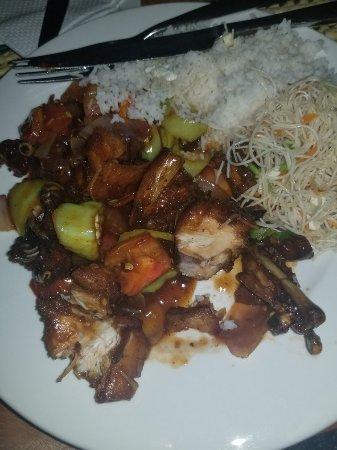 Shan Guest And Restaurant