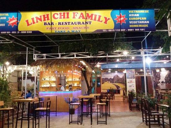 Linh Chi Family Bar and Restaurant