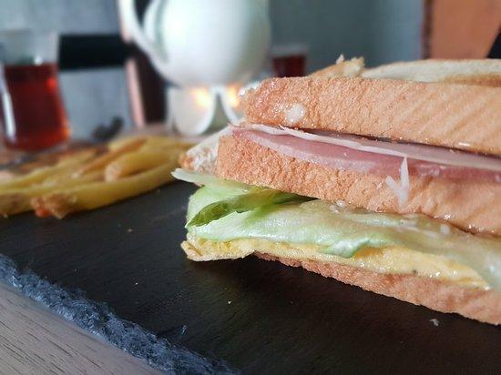 Atelier Restaurant & Cafe