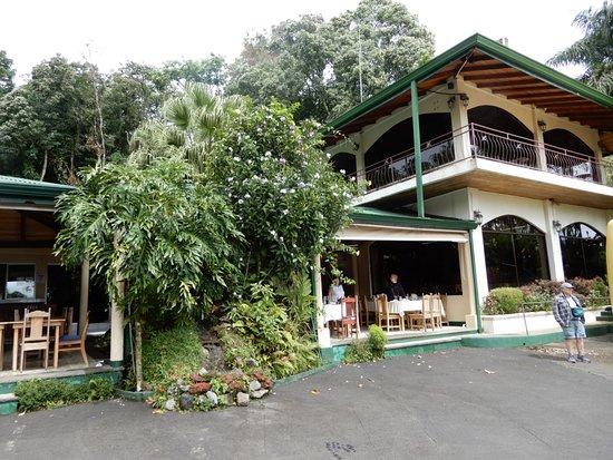 Restaurante Lajas by the Lake