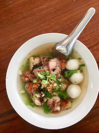 Kobas Khao Mudaeng Mu Krob
