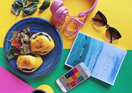 Cara Cara Cafe & Bar