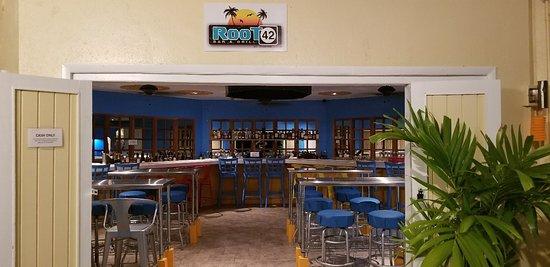 RooT 42 Bar and Grill