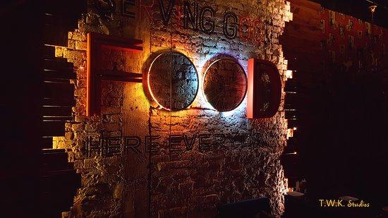 Vdesi Kitchen & Cafe