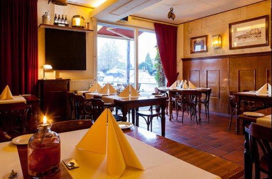 Z'Onder Zeil Restaurant & Cafe