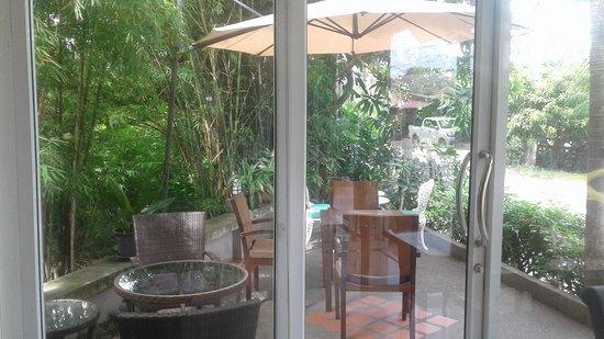 Baan Pu Bistro & Cafe