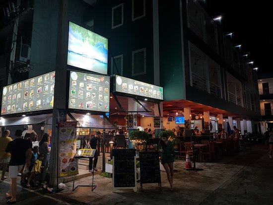 Melissa Kata Beach Resort Restaurant