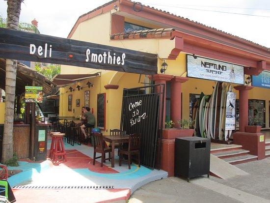 Neptuno Deli & Gyros