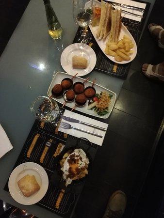 Macusamba Cafe Bar And Lounge