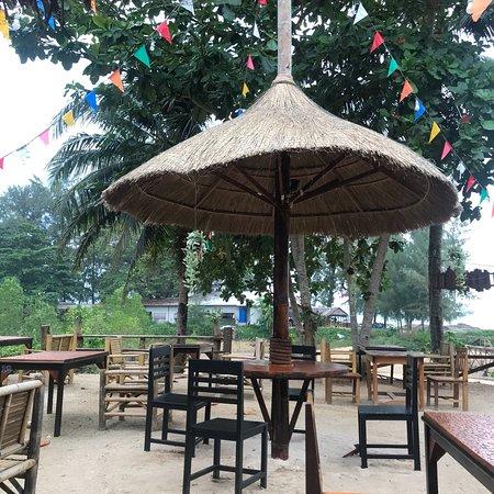 Wood Bridge Bar & Restaurant