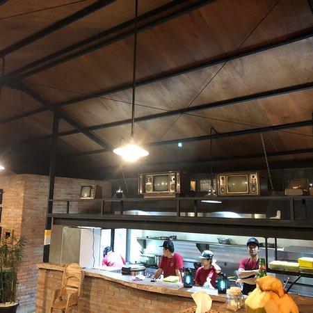 Balifornia Sushi & Asian Kitchen