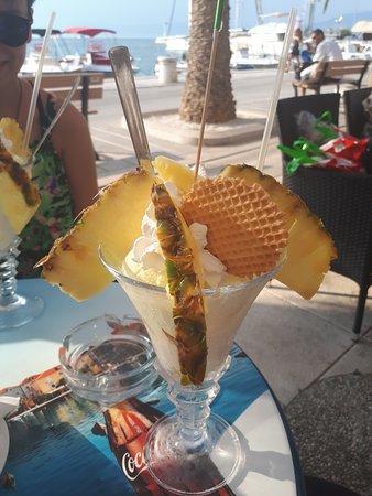 Caffe Bar Slasticarnica Kiwi