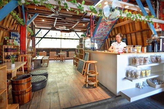 de'flo Cafe & Oleole