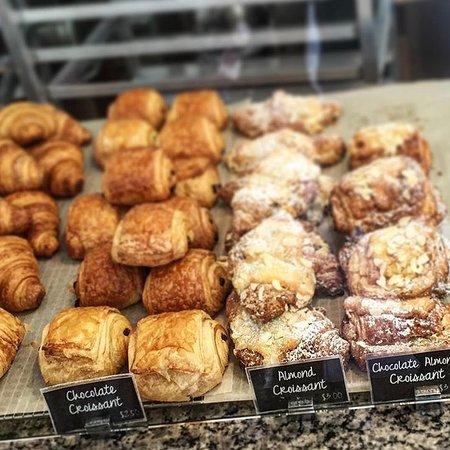 Atelier Monnier Bird Road Boutique