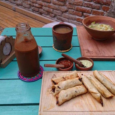 Raices Centro Cultural