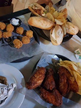 100 Montaditos