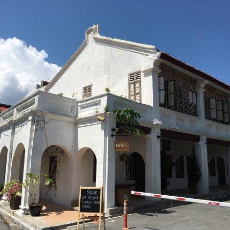 The Nook Books and Coffee