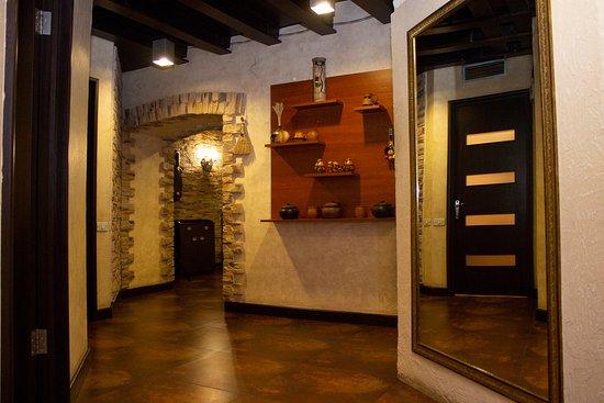 Old Friends Eco Tavern