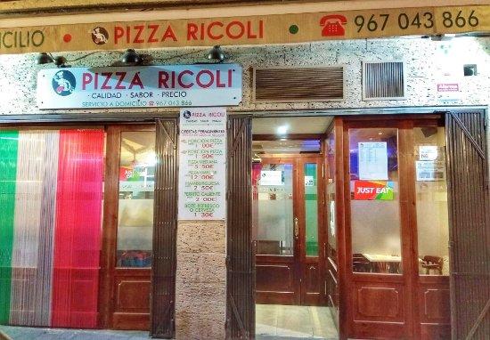 Pizza Ricoli