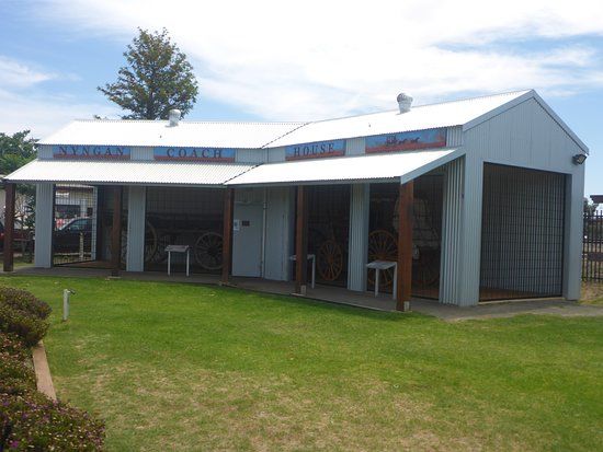 Nyngan Coach House