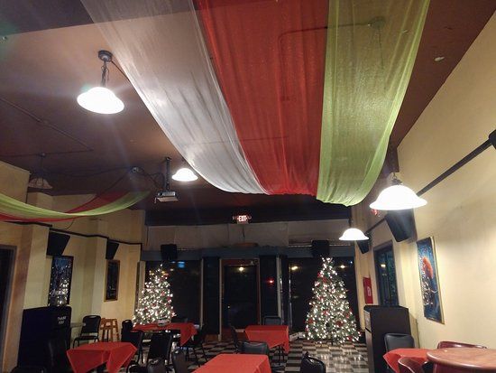 Rivoli Theatre & Pizzeria