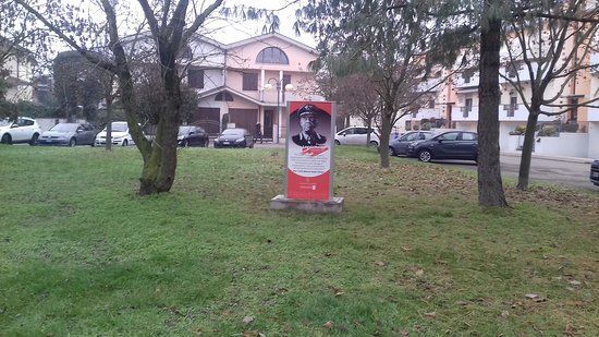 Monumento Generale Carlo Alberto dalla Chiesa