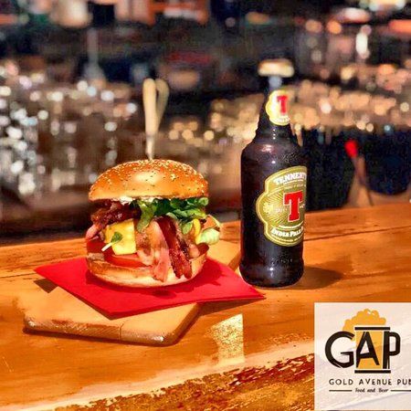 Gap Gold Avenue Pub