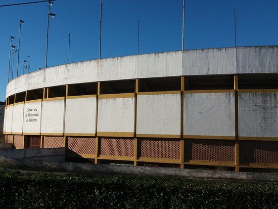 Monumental Celestino Graca bullring