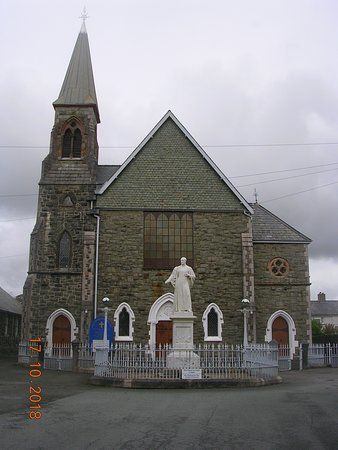 Thomas Charles Statue