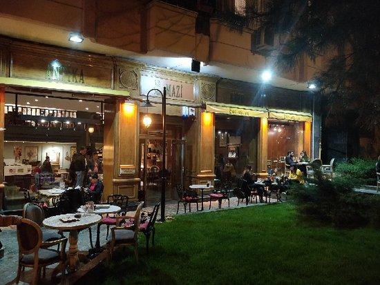 Mazi Antika Kafe